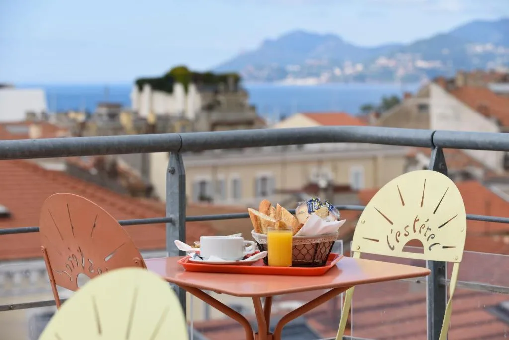 Hotel L'Esterel - тур Hotel L'Esterel из Минска