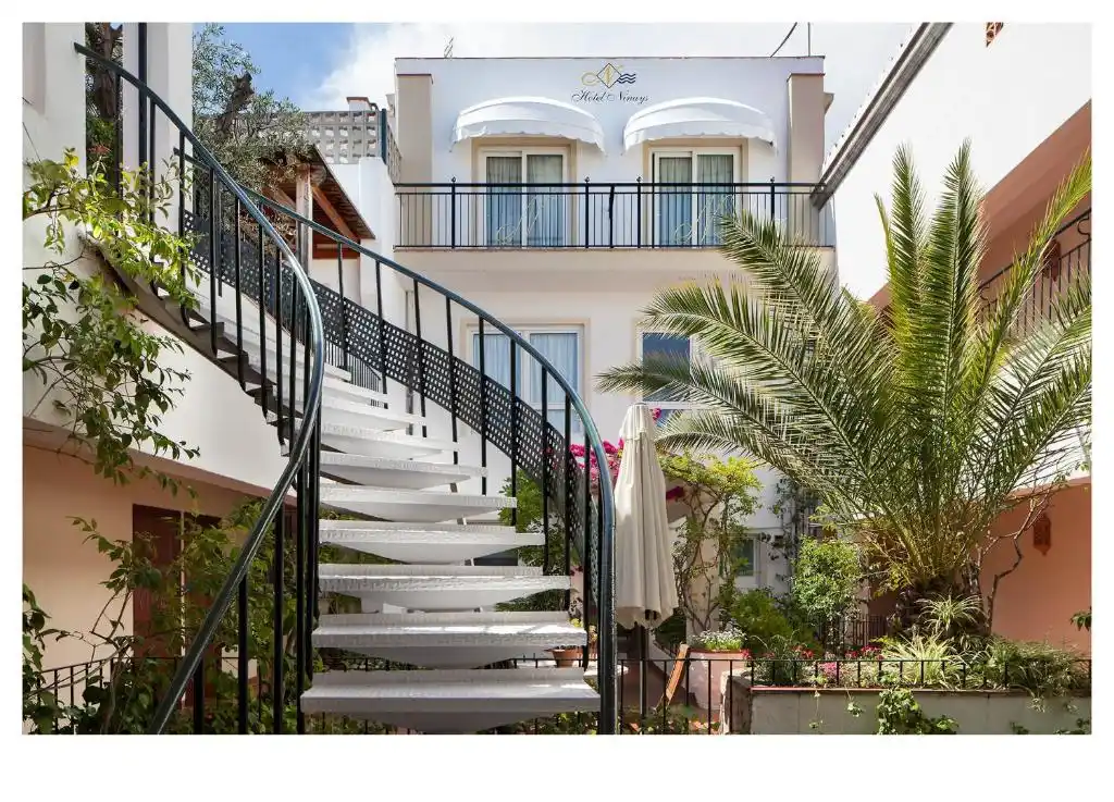 Hotel Ninays - тур Hotel Ninays из Минска